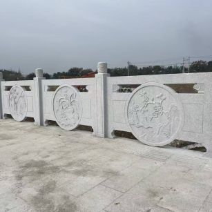 呼和浩特芝麻白河道栏杆 石材栏杆