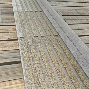 呼和浩特黄金麻盲道石 盲条