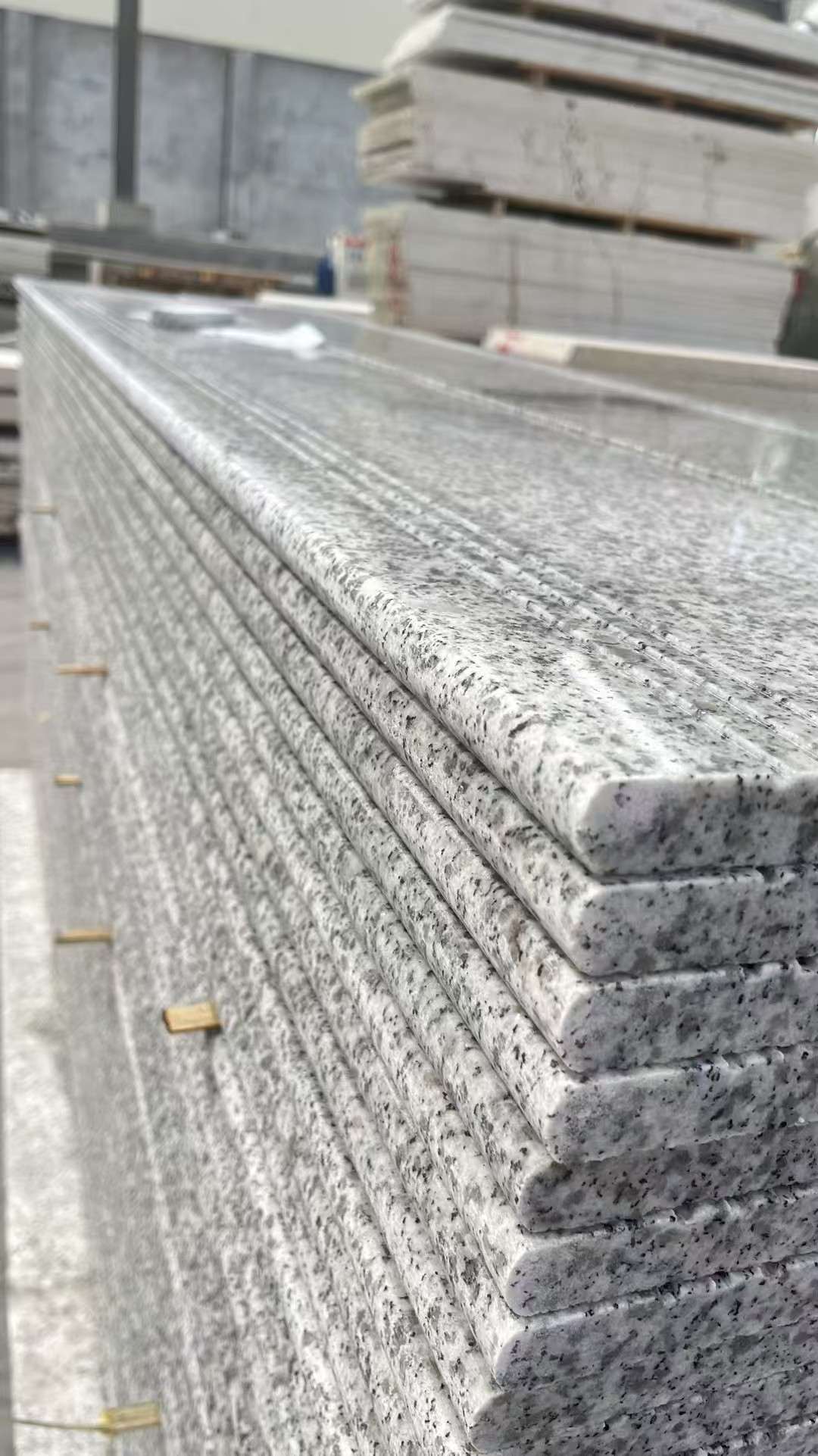 呼和浩特芝麻白楼梯踏步 花岗岩楼梯板材