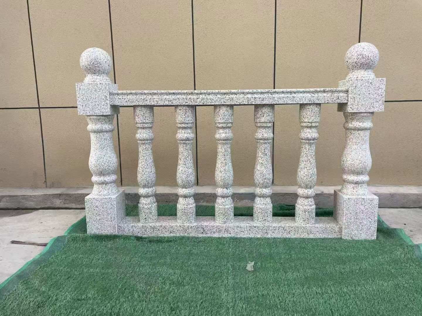 呼和浩特芝麻白阳台栏杆 花岗岩栏杆