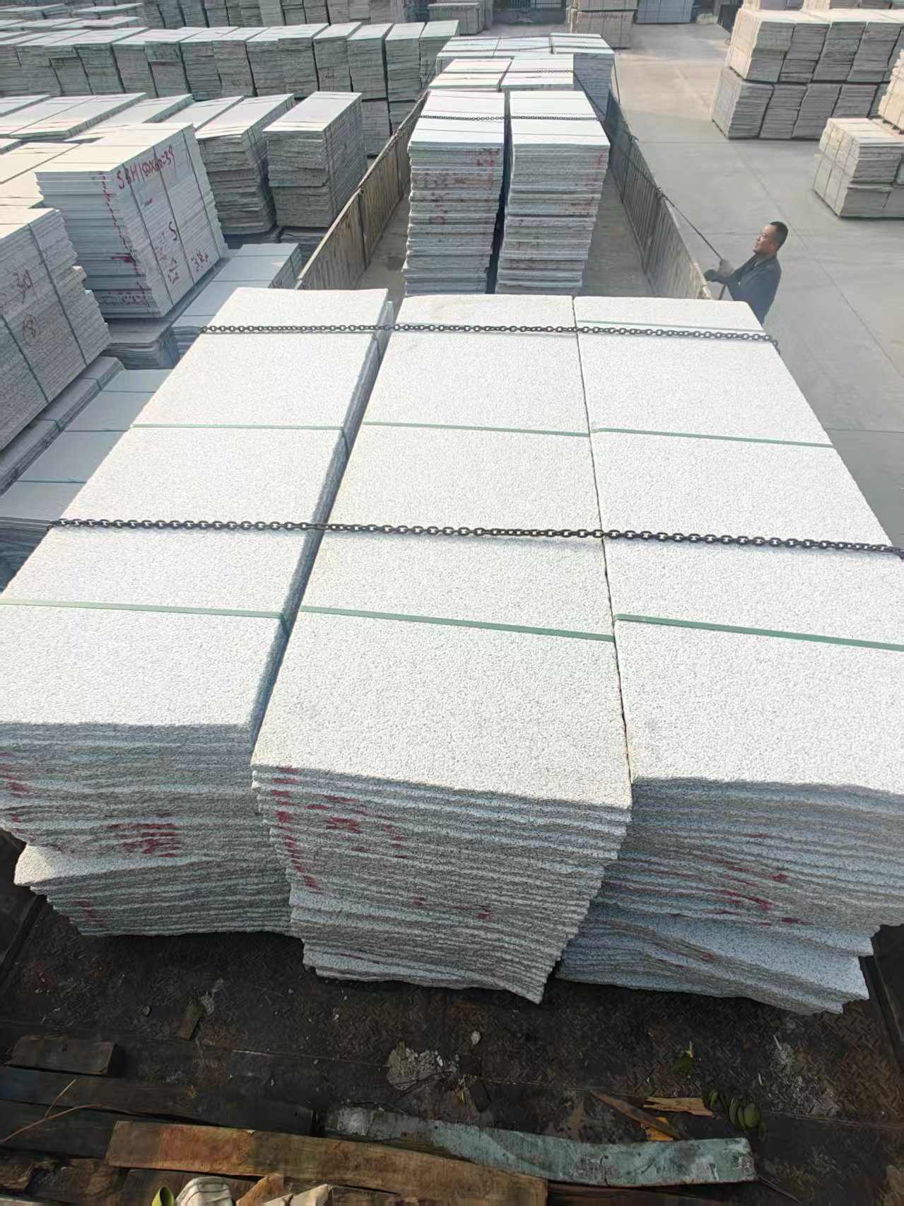 呼和浩特芝麻白毛板，石材毛板